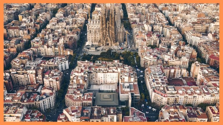 the Best Tourist Areas in Barcelona